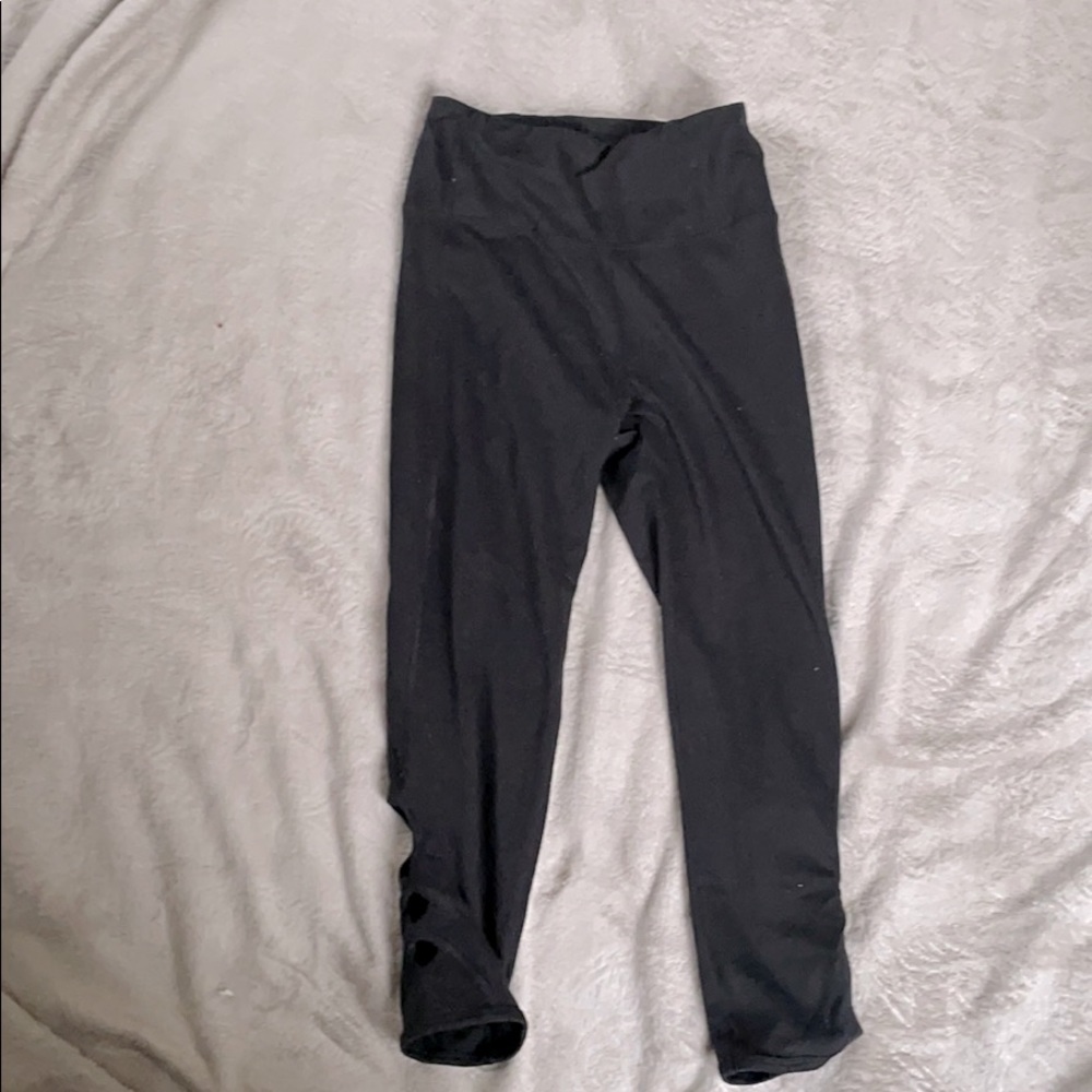 Black Yoga Capri Leggings